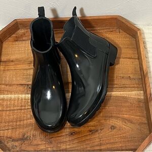 Hunter Black Winter Rain Boots with Glossy Finish